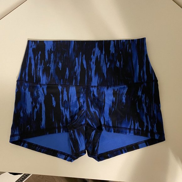 Lululemon Wunder Under High Waisted Shorts Size 8